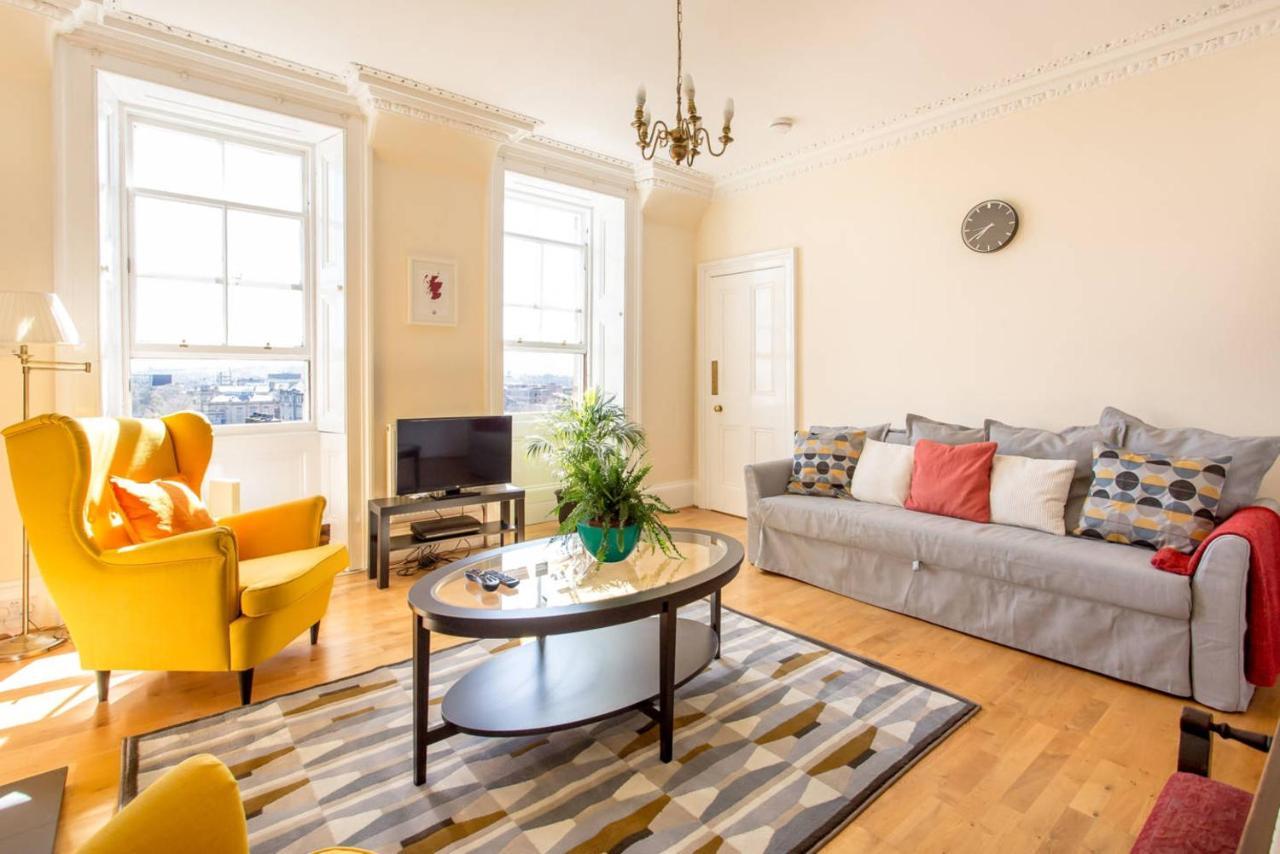 Ferienwohnung Altido Retro Castle Retreat 2Bed Edinburgh Exterior foto